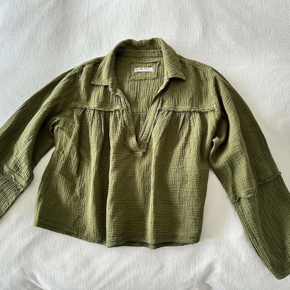 Free People We The Free Loose Fit 100% Cotton Top, Olive Green Size XS NWOT